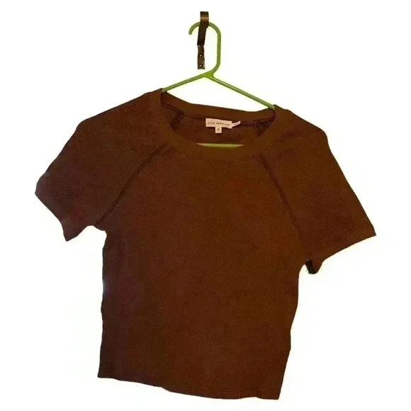 Good American Women's Knit Sweater Rust Red Short Sleeve Crew Neck Size 2 - Picture 2 of 7